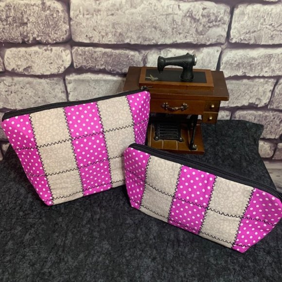 Simply Quilted Handbags - 🎉Host Pic🎉 Set Of 2 Handmade Quilted Makeup Bags